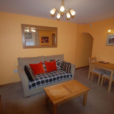 Saltburn Holidays Primrose Cottage 吉斯伯勒 客房 照片